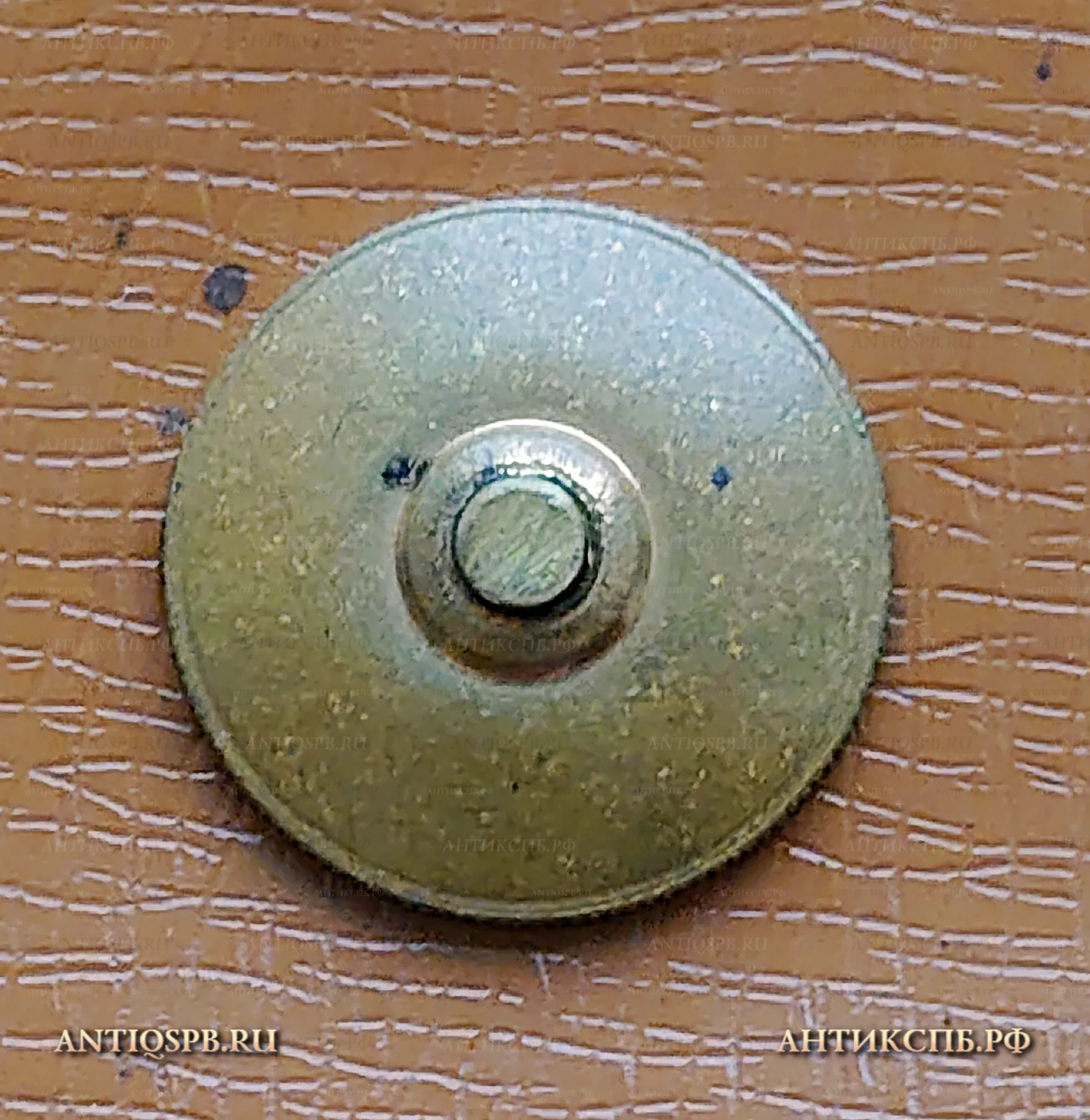 Знак ромб об окончании ВВА им Гагарина. Военно-воздушная Академия. №44
